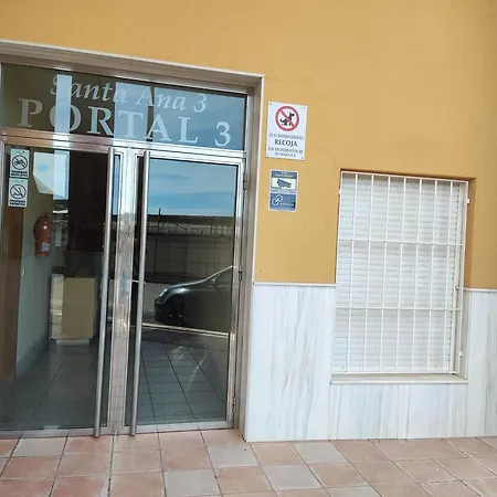 Piso Bajo Santa Ana Apartment *